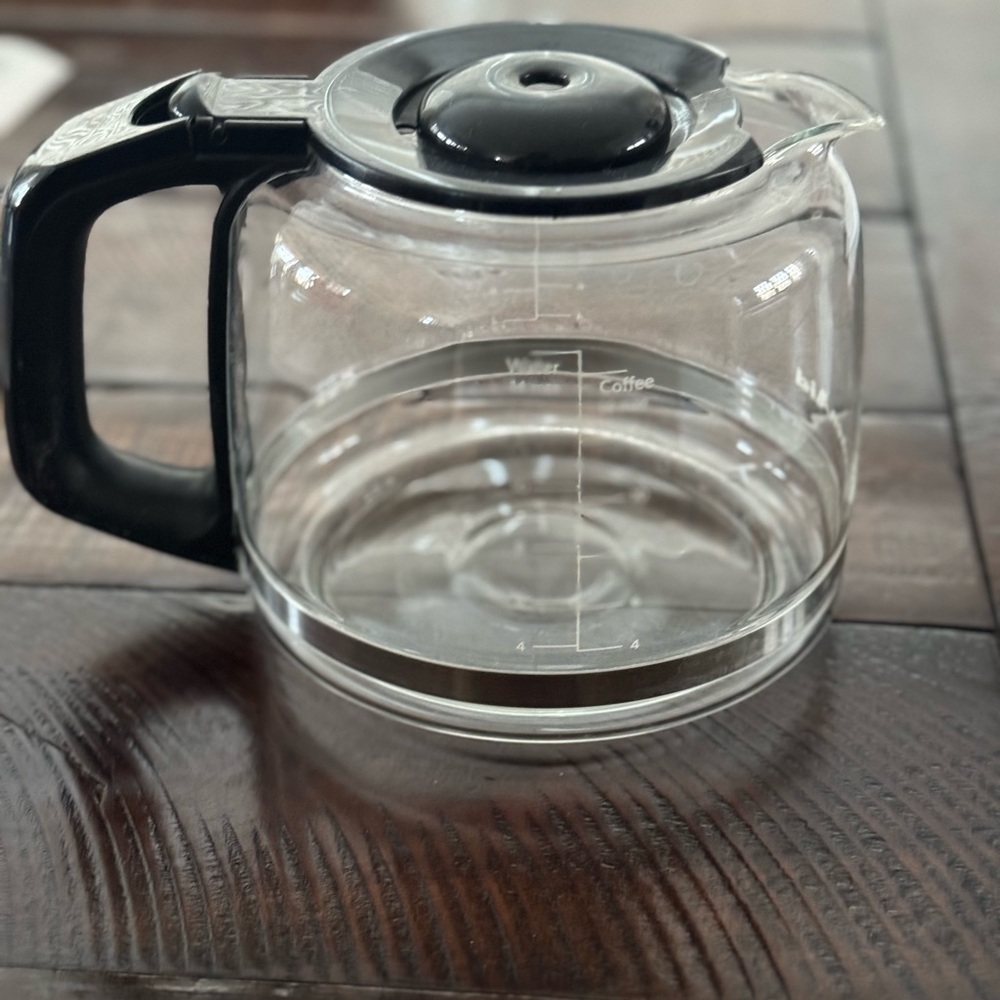 KitchenAid Replacement 14-cup Coffee Carafe Glass - Good Condition.